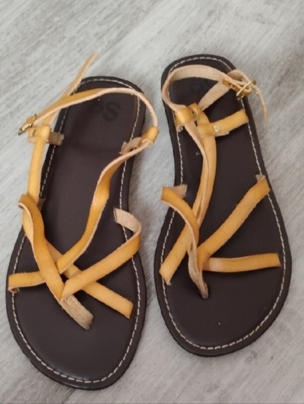 Women’s MustardStrappy Leather Sandals - Casual Summer Comfortability✨😍